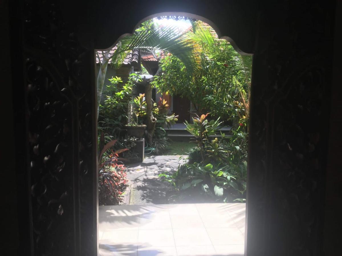 Family Guest House Ubud Exterior foto